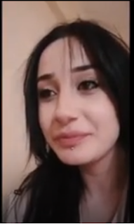 Liseli çıtır kıza sakso çektirip çaktırmadan ağzına boşalıyor